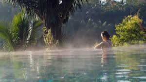 Baños – Adventure capital with hot springs