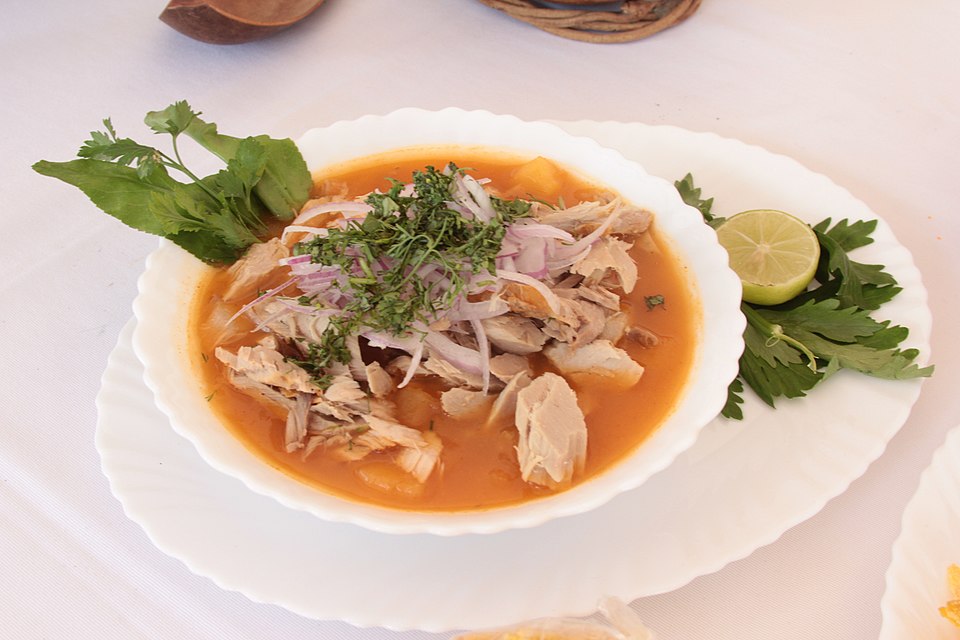 Encebollado – Fish soup with yuca and onions