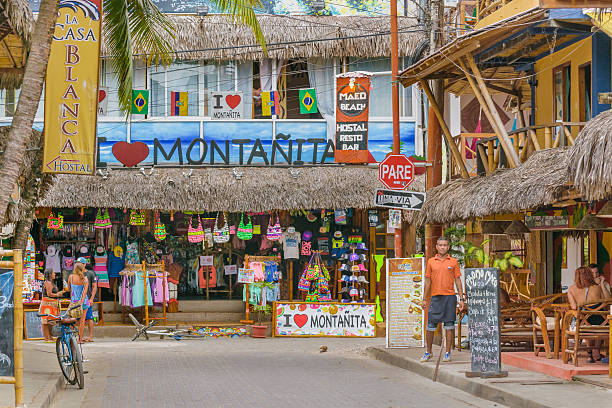 Montañita – Surf town and nightlife hub