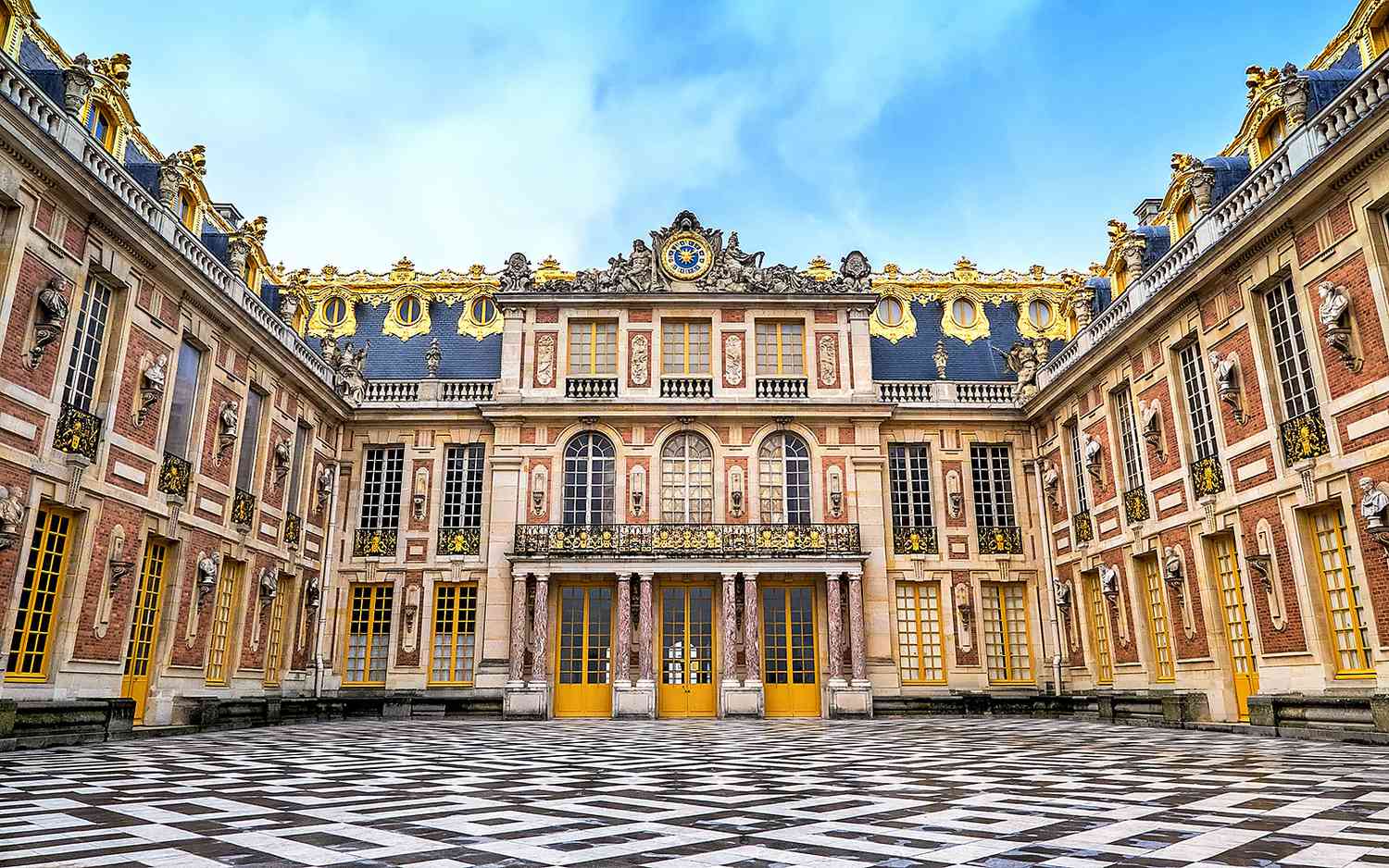 Palace of Versailles in France – UNESCO heritage site with royal gardens
